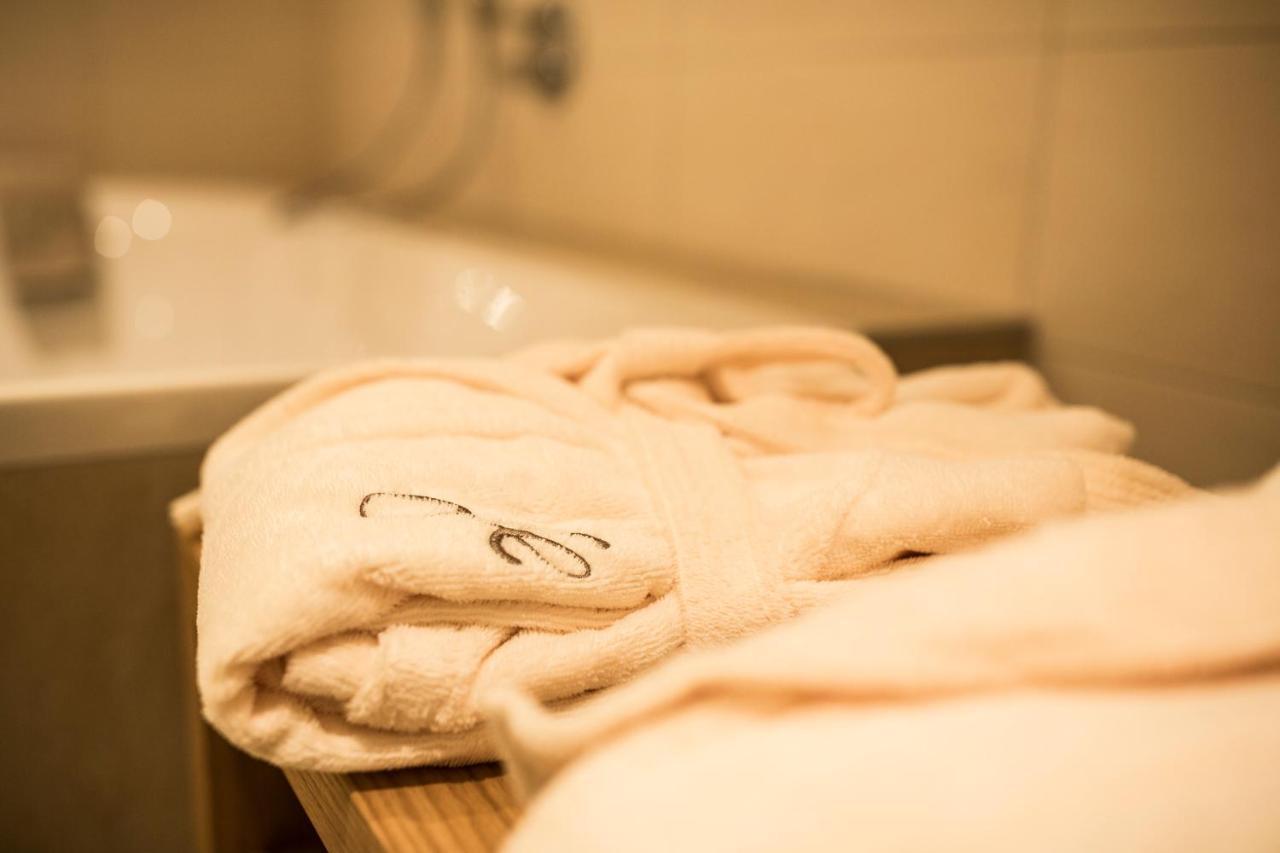 Slow Living Suite - Ferienwohnung Mit Privater Sauna & Garten 费斯 外观 照片
